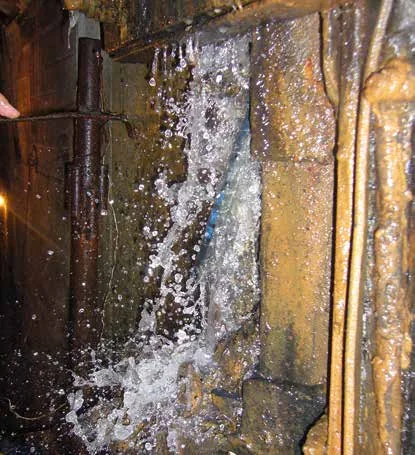 Устранение напорных и безнапорных течей Устранение напорных и безнапорных течей