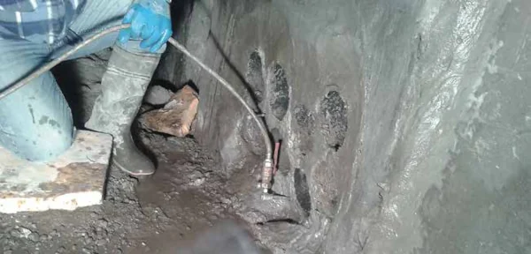 Устранение напорных и безнапорных течей Устранение напорных и безнапорных течей